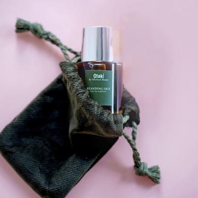 Otaki Parfums By Michael Bootz Standing Out