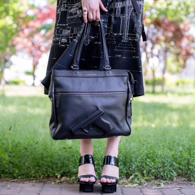 Сумка Vlieger & Vandam Square Tote Gun із пістолетом чорна
